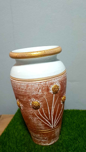 กระถางดินเผาพิมพ์ลายดอกไม้ 1 ชิ้นสูง 10 นิ้วทานกว้าง 5 นิ้ว