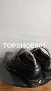 Sepatu Pantofel Kerja Pria: Pantofel & Kickers Ukuran Besar