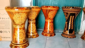 Darbuka 9 in Gawaret: Skill & Motif