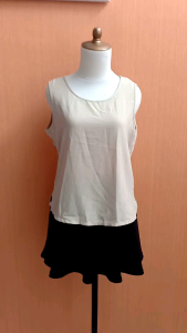 atasan wanita cream M cewek blouse kutung santai