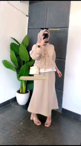 HN SETROK KAOS SETELAN ROK KAOS SHEELA SET BEST SELLER BAJU SETELAN WANITA LEVVA ONE SET CELANA BY HANA DAILY