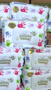 Winey 80-Count Unscented Alcohol-Free Baby Wipes for Sensitive