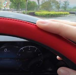 Bọc vô lăng tay lái ô tô xe hơi chất liệu da PU cao cấp thoáng khí chống trượt dành cho xe 4 chỗ 5 chỗ 7 chỗ bán tải đường kính 38cm