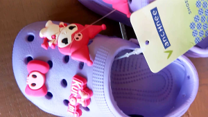 Sandal Anak Baim Kuromi: Panduan Lengkap