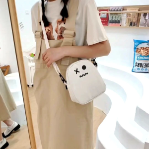 Tas Selempang Wanita / Tas Wanita / Tas Selempang Perempuan / Tas Selempang Cewek / Tas Premium / Tas Selempang Murah / Tas Hp / Tas Jalan Jalan / Tas Viral / Tas Murah /