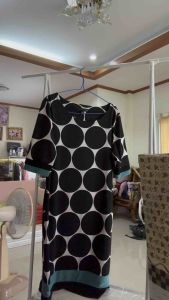 ส่งต่อชุดมือสอง ชุดขนาดsize14 ยี่ห้อ madisonleigh