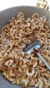 หมูกะจกโบราณ ทอดด้วยเตาถ่าน ไม่เหม็นหืน - ขนาดเล็ก น้ำหนัก สามารถเข็มได้ ร้านด้วย