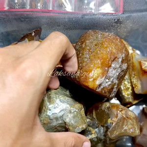 Bahan Batu Anggur Kalsedon Super / Bongkahan Batu Anggur Unik