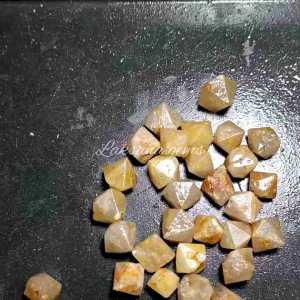 Batu Beta Quartz Super Unik / Bahan Bongkahan Beta Quartz High Quality