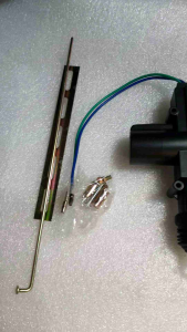 Chuột cửa xe hơi xe tải chuột mở cốp xe máy 12v _24v 2 dây hoặc 5 dây