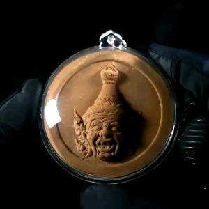 Phra Pirab Lersi Phra Bharat Muni 帕皮拉天神 (头帮) pendant