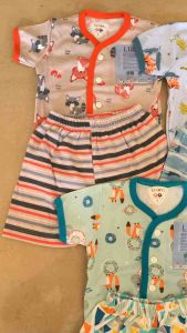 Libby Setelan Piyama Kancing Celana Panjang