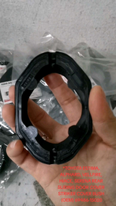 *TOYOTA ESTIMA ALPHARD VELLFIRE HIACE SERENA REAR SLIDING DOOR COVER STRIKER COVER BUSH (OEM) 69486-15020