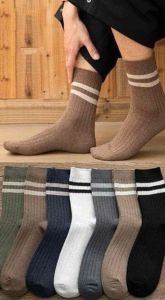 ถุงเท้าคุณภาพสูง Harajuku Retro ถุงเท้าชายถุงเท้าดูในช่วงฤดูหนาวหนาหุ้มขนาด 38–44