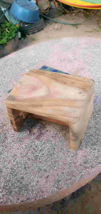 เก้าอี้ไม้ประดู่ ตั่งไม้โบราณ ไว้นั่งซักผ้า 100% ขนาด 17x30x10