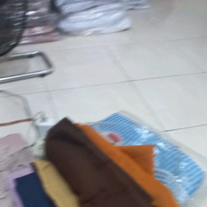 Hijab katun paris premium/jilbab segi empat paris terlaris/hijab katun paris termurah