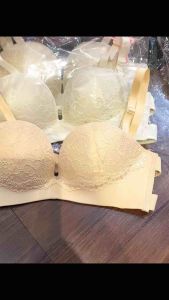 Áo chuyên dụng chống tuột 2014 cúp ngang ren hoa mút vừa tạo khe ngực dây tháo rời được