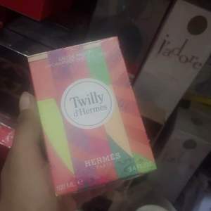 Parfume Twilly d’Hermes Paris women eau de parfume 34 FL.Oz