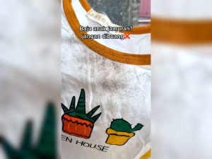 PENGHILANG NODA JAMUR HITAM BAJU