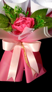 buket kosongan uang bentuk mawar 10 lembar