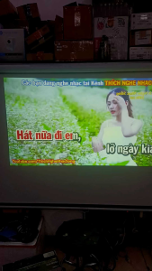 Máy chiếu panasonic PT-VX505N. do sáng 5000lm.hinh thức đẹp 97%