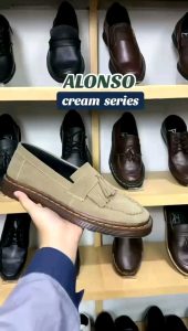 Rionz Alonso Cream - Sepatu Pria Loafer Formal Casual Kantor Kuliah Suede