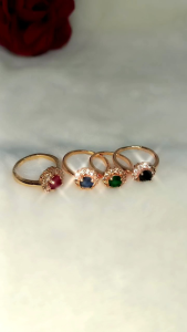 CINCIN EMAS BATU KRISTAL TANAM AKSEN BERLIAN WANITA DEWASA SIMPLE ELEGANT XUPING TITANIUM ANTI KARAT ANTI LUNTUR FASHION CEWEK 2024 TERMURAH DAN TERLARIS