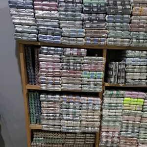 Benang Jait 40/2 Warna Isi 6 Lusin