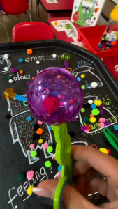 Learning Resources Handy Scooper - 1 piece - Fine Motor Skills - Sensory Play Educational Toy