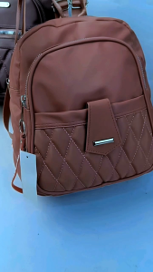 KA-KA Ransel Wanita Model Terbaru Ukuran Sedang Elegan Fashion Backpack dengan Desain Quilted dan Tali Selempang yang Nyaman Warna Dusty Pink