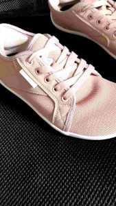 Fry1 รองเท้า barefoot หน้ากว้าง สไตล์ลำลอง Saguaro Luck สีชมพูอ่อน