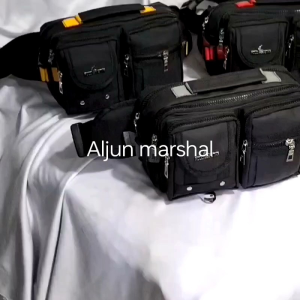 tas selempang dan pinggang pria multifungsi