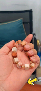 Vòng tay đá San Hô bản vuông size 10li mang phong cách cổ xưa dành cho Nam Nữ.