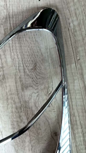 Garnish Lampu Depan Belakang Mobil Nissan Livina/Grand Livina 2007-2012 Chrome