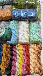 Tali Benang Nylon Rajut D12 per Bungkus