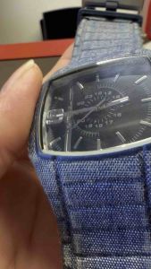 Đồng hồ nam hiệu DIESEL QUARTZsize 45-46mm mặt đen máy Nhật MIYOTA dây đeo plastic đáy vít ốc chống nước 3-5BARchi tiết phân loại dưới mô tả