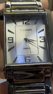 Đồng hồ nam hiệu ELEMENTS QUARTZtank nam size lớn 33x42mmvỏ và dây hợp kim mạ thépmáy Nhậtmàu xám tromặt số hai lòng siêu đẹpdây khóa bấm giới hạn cho cổ tay từ 17cm trở lạihình thức sản phẩm có xước và lấm tấm nhẹ lên tay còn đẹp