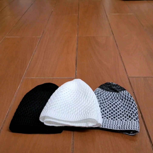 peci rajut peci haji peci pria