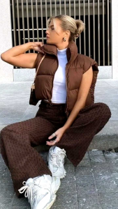 Rompi Vest Winter Wanita: Pilihan Rompi Berkualitas Tinggi untuk Musim Dingin