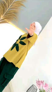 One Set Cargo Cringkle Wanita Best Seller Busui Resleting Motif Bunga Terlaris