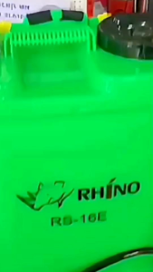 เครื่องพ่นยาแบตเตอรี่ Rhino RS-16E ขนาด 16 ลิตร พ่นง่าย ประหยัดแรง งานเกษตร นาข้าว ไร่สวนเอาอยู่ แรงดัน 6 บาร์ พ่นไกล ละอองละเอียด แบต 12V 8Ah ใช้ได้ 6-8 ชั่วโมง