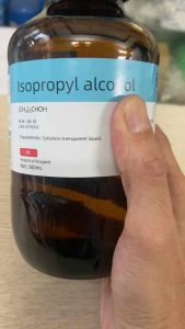 CHẤT ISOPROPYL ALCOHOL IPA 2-PROPANOL 99.7% C3H8O CHAI 500ML XILONG hoặc DM