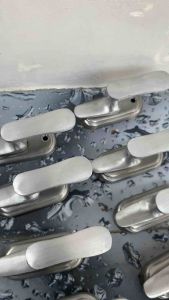 Rambuncis Panolet Jendela Kecil Paket 12pcs Dof Silver