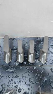 Rambuncis Panolet Jendela Bahan Alumunium Dof Silver