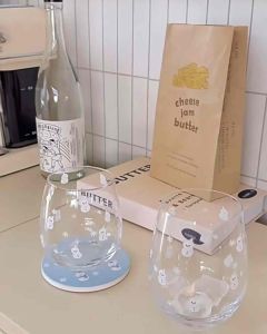 แก้วทรงตุ๊กตา หิมะฤดูหนาว ดีไซน์เก๋ไก๋ ปีใหม่ จุได้เยอะ เหมาะสำหรับใช้ในบ้าน หรือเป็นของขวัญคริสต์มาส พร้อมส่งจากไทย