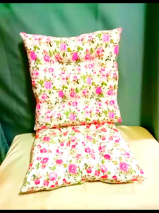 เบาะรองนั่ง  เบาะพิงหลัง  หมอนพิงหลัง ผ้าลายดอก