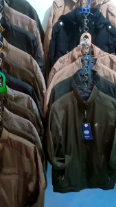 jaket denim pria / jaket pria / jaket katun tanpa bludru pria dewasa bolak balik