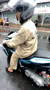 AKULA Jas Hujan Raincoat Pria Wanita Tebal Kuat Elastis Anti Rembes bahan PVC Terbaik
