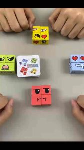 Rubik Biến Thể - Rubik Cube Gỗ Mặt Cười Cảm Xúc Khối Lập Phương Xả Stress Hộp Thiếc Không Chuông