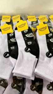 [ Banane ] ถุงเท้านักเรียนกันลื่น ข้อสั้น งานไทย เนื้อผ้าหนานุ่ม ใส่สบาย แพค 6 คู่ / แพค 12 คู่